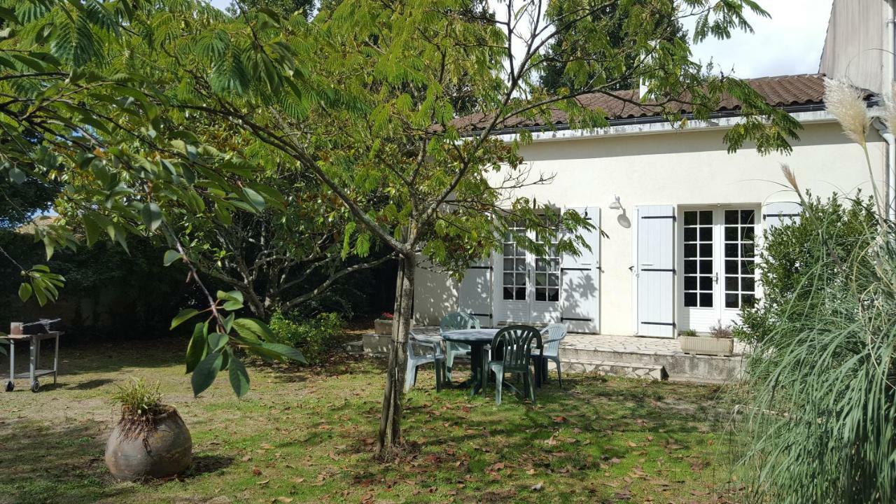 L'Abri D'Emilie Villa Saint-Xandre Eksteriør billede